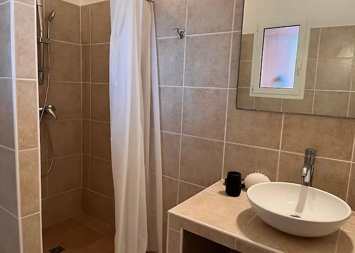 2 Chambres, Mezzanine Et Piscine * Porto-Vecchio (Corsica)