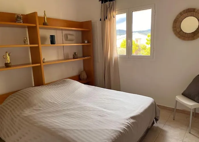 Lägenhet 2 Chambres, Mezzanine Et Piscine Porto-Vecchio (Corsica)