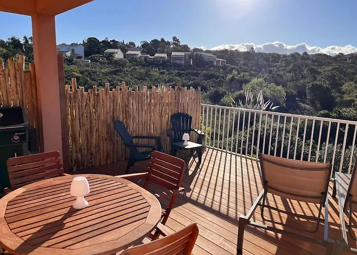 2 Chambres, Mezzanine Et Piscine Lejlighed